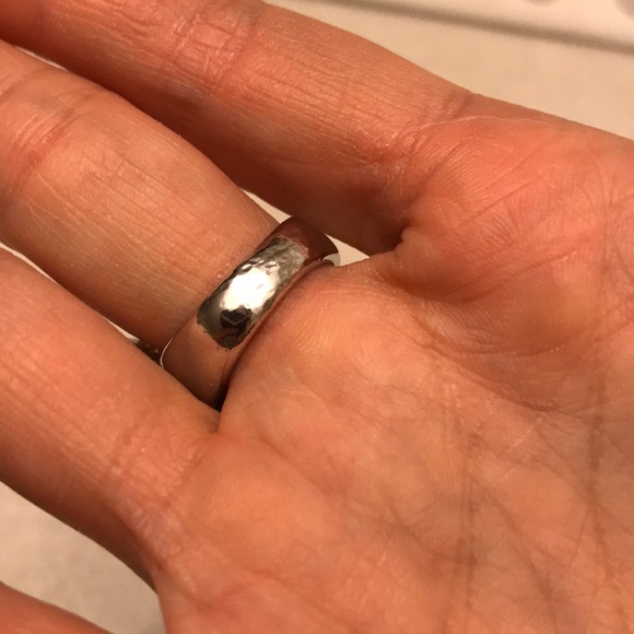 Lia Sophia Dahlia Ring Flower with Rhinestones - Picture 3 of 5